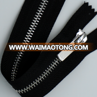 HIGH QUALITY CHROME NICKEL SUPER SHINY SILVER METAL ZIPPER FOR GARMENTS AND BAG